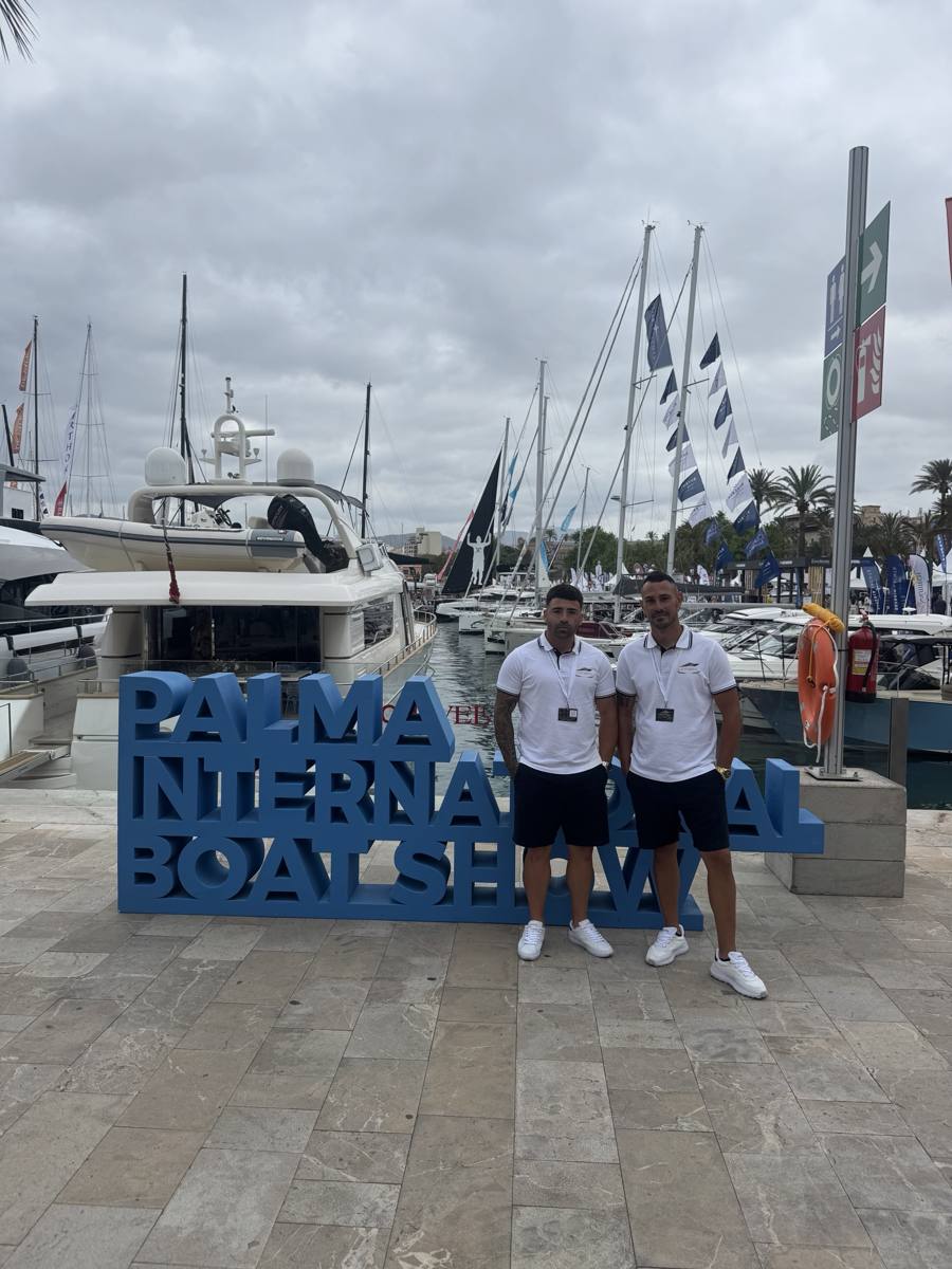 Equipo de Gold Wave Yacht Painting & Finishing – foto 3